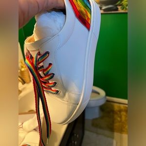Christian Louboutin Sneakers worn one time won't last !!!